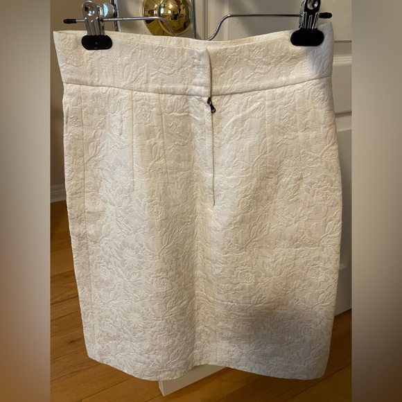 Dolce and Gabbana skirt - Picture 2 of 4